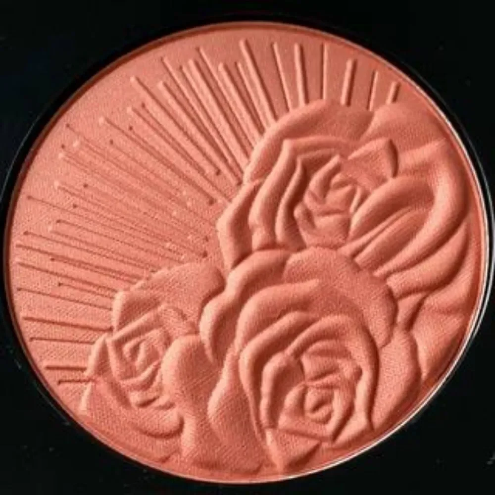 Pat Mcgrath Blush & Highlighter Palette Baby Pink, Peach, Champagne Shimmer